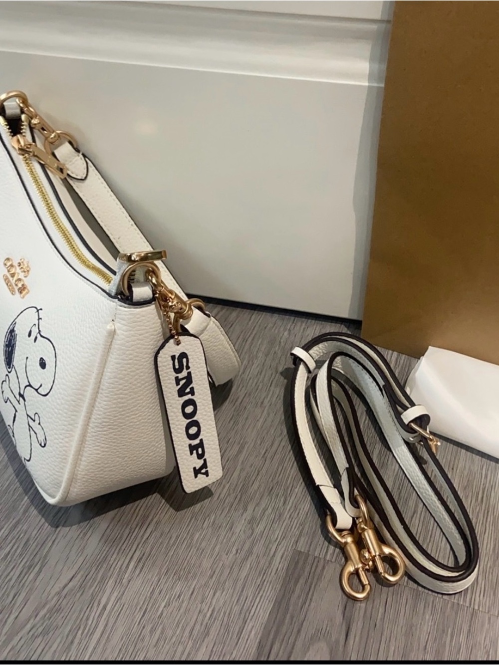 Coach White Leather Snoopy & Woodstock Shoulder Bag with Gold Hardware - Picture 5 of 8